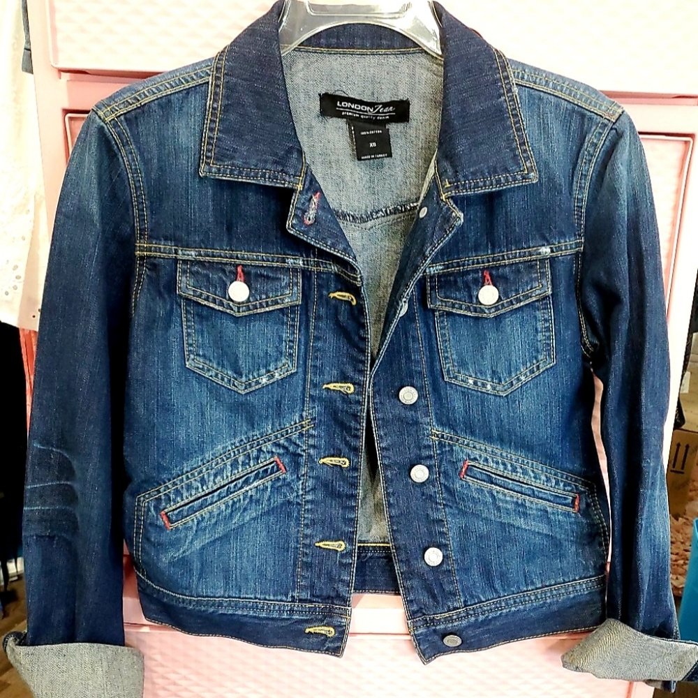 JACKET